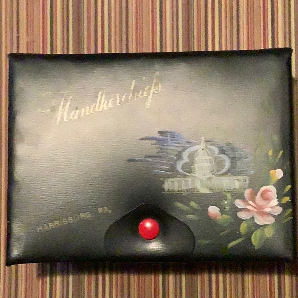 Vintage Handkerchief Holder
